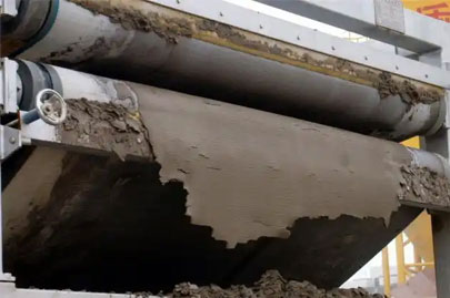 聚丙稀銑胺適用哪幾種污泥脫水機？詳解疊螺式污泥脫水機、板框壓濾機、帶式壓濾機、離心式脫泥機